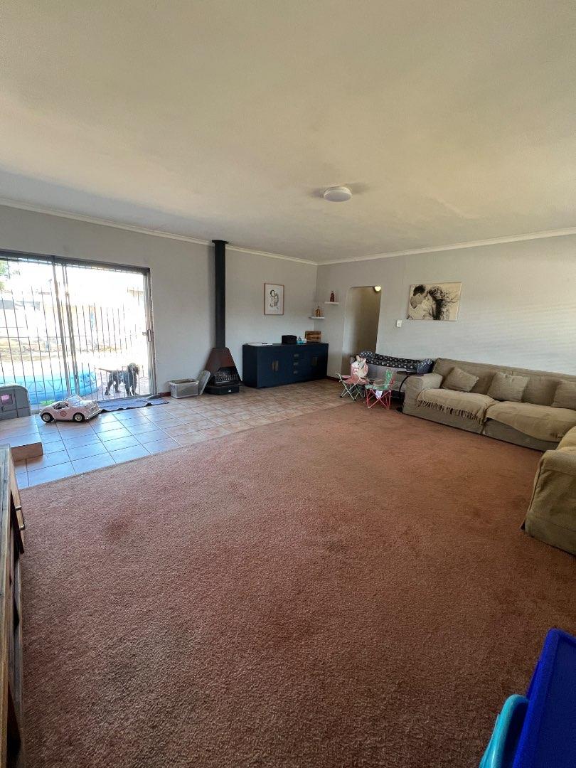 4 Bedroom Property for Sale in Morgenster Western Cape